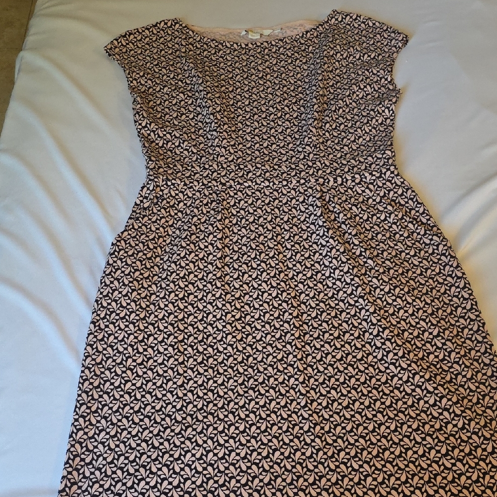 Boden Brown and White Sheath Midi Dress Cap Sleeve. 100% Cotton.